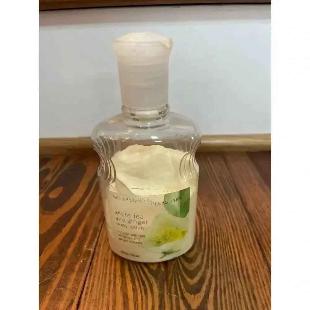 Rare Bath & Body Works White Tea & Ginger Retired Lotion, 50% full